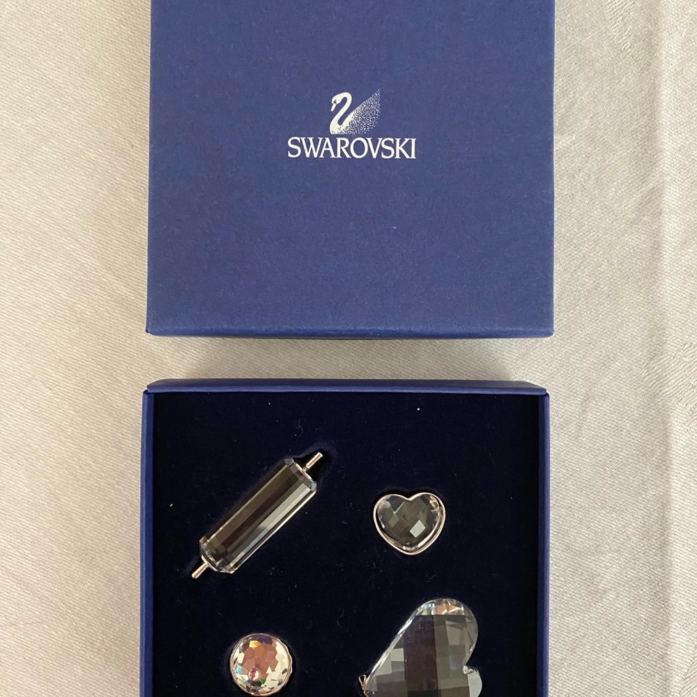 Adorable Swarovski Crystal Baking Set #665046